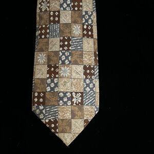 Classic Brown and Cream Checkered Tie